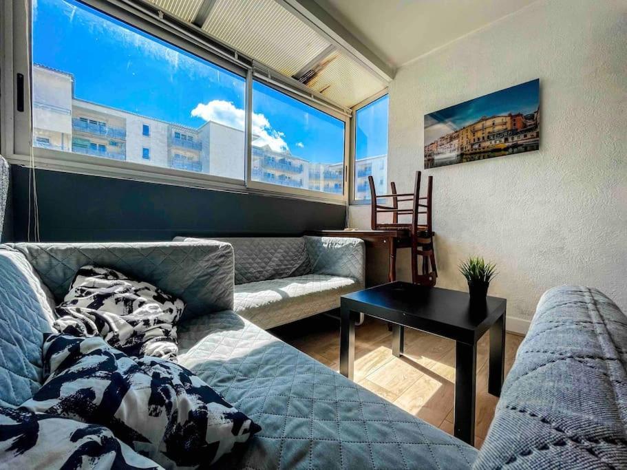 Petite Perle, A 2 Pas De La Gare Et Du Centre Appartement
